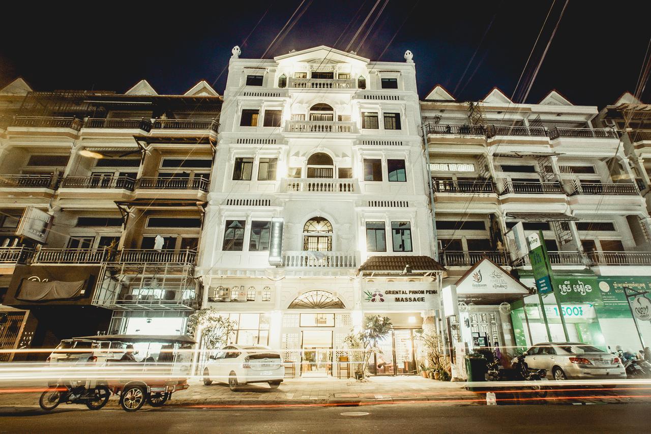 Grand Elevation Hotel Phnom Penh Exterior foto